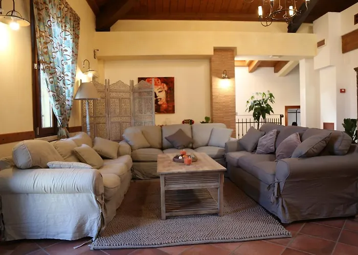 La Puraza Comfort Rooms